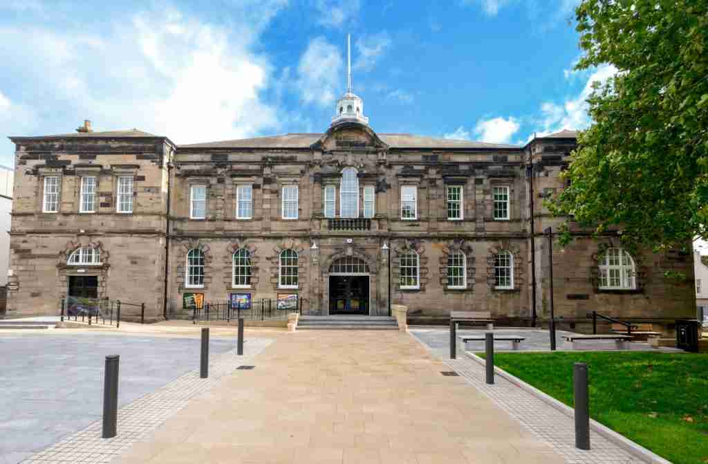 image of fife council chambers
